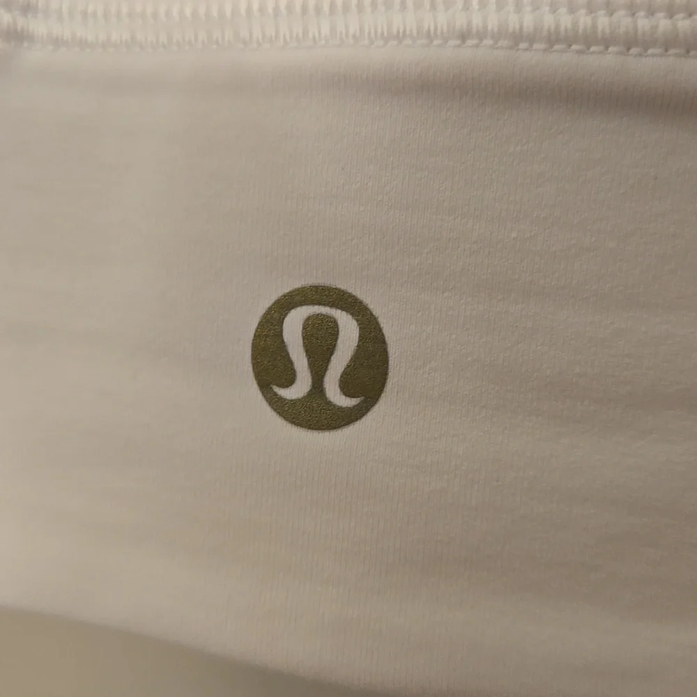 Lululemon Energy Bra High Neck Long Line Zip Special Edition - White - Picture 5 of 11